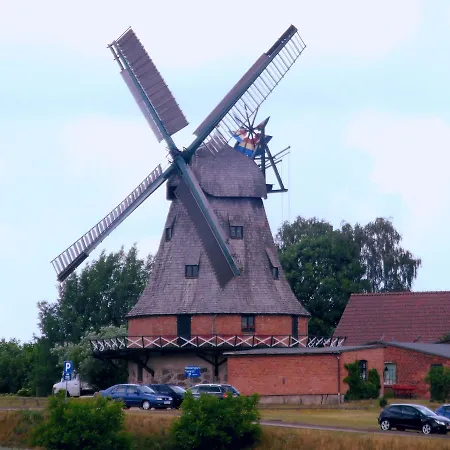 Kranichwiese Göhren-Lebbin